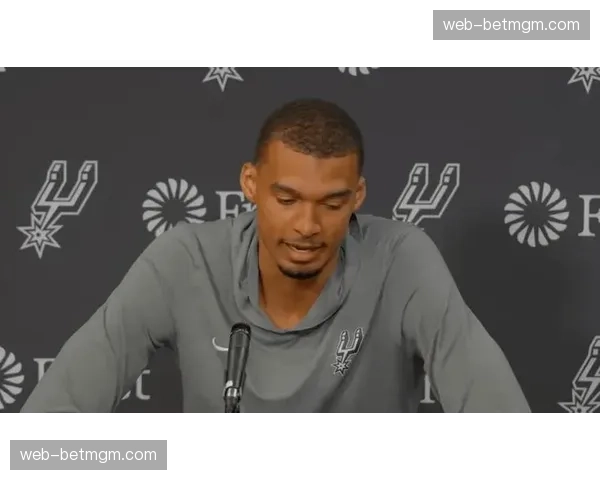 官方发布四月最佳新秀，文班亚马攻防影响力数据全面领先