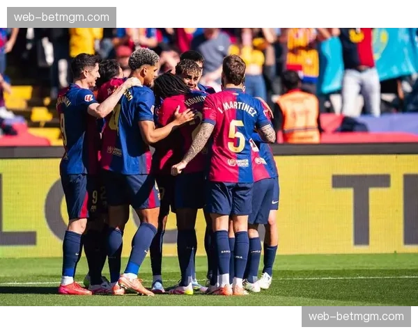 毕尔巴鄂竞技主场赛前为俱乐部传奇耶斯特举办纪念仪式